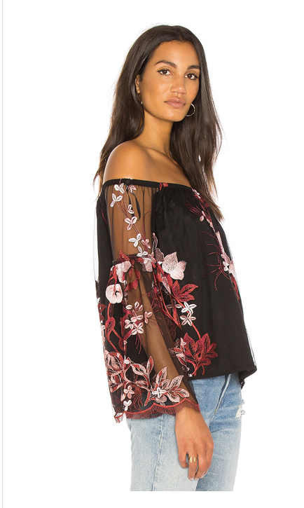 VAVA MAGNOLIAS OFF SHOULDER TOP IN BLACK