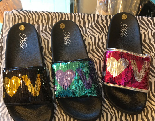 LOVE SEQUINED REVERSIBLE SLIDES