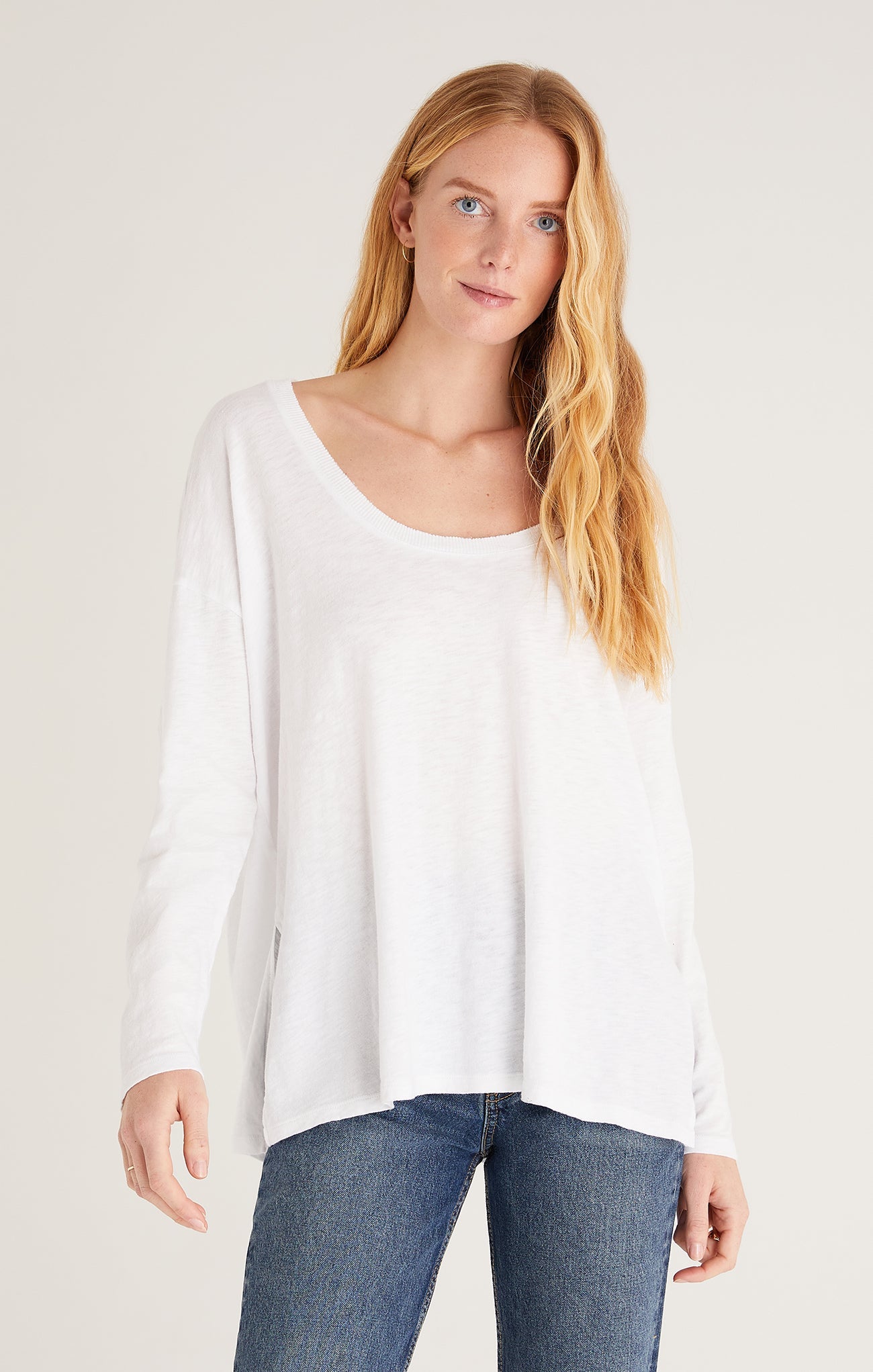 Z SUPPLY FARREN SLUB LONG SLEEVE TEE IN WHITE